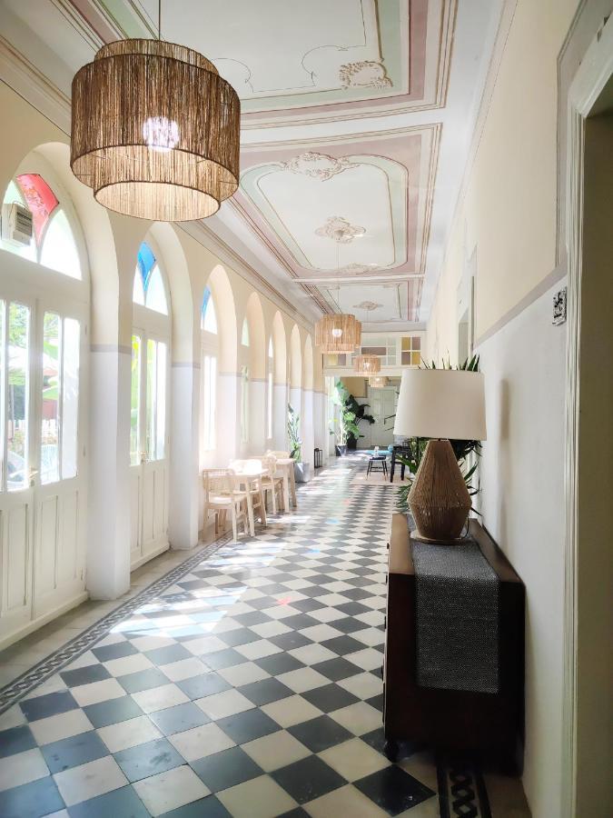 Hibiscus Comfort Stay Куарту-Сант'Элена Экстерьер фото